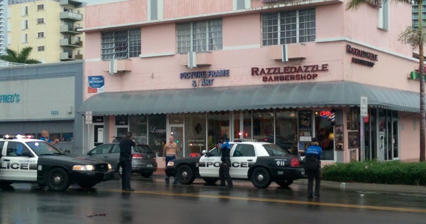 Bank robbery suspect shot, killed by police in Miami Beach, Florida ...