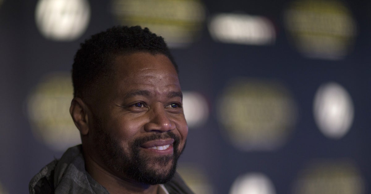 Cuba Gooding Jr. cried when he learned he met slain Dallas cop CBS News