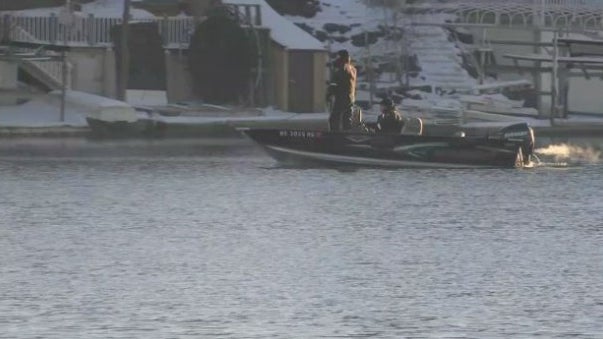 lakesearch.jpg 
