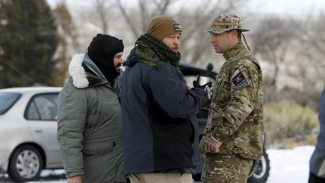 2016-01-04t210645z1511664023gf10000282581rtrmadp3oregon-militia.jpg 