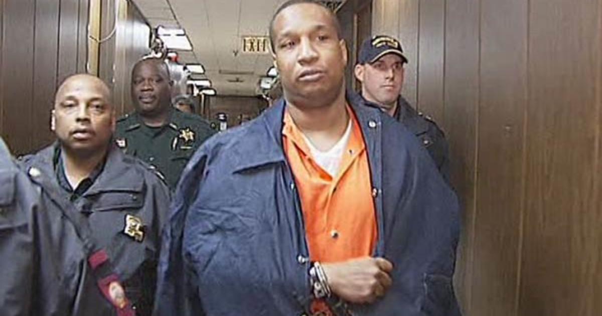 Louisiana serial killer Derrick Todd Lee dies, official says - CBS News