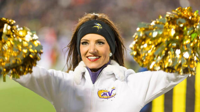 vikings-cheerleader-elyssa-2.jpeg 