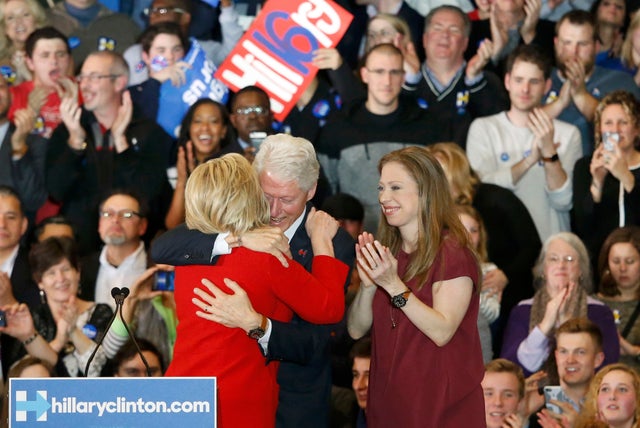 2016-02-02t050721z782900479tb3ec220e7yk0rtrmadp3usa-election-clinton.jpg 
