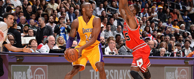 Chicago Bulls v Los Angeles Lakers 