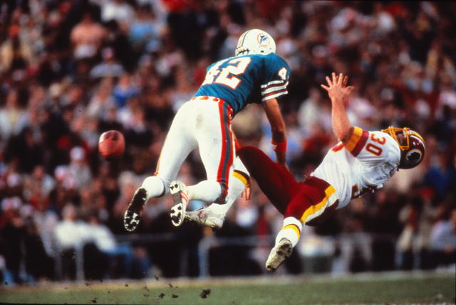 Ice Bowl photographer John Biever only needed one shot to nail one of the  most iconic pics in NFL history (photo + negative) : r/nfl