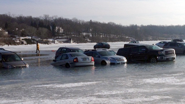 cars-in-lake-geneva.png 