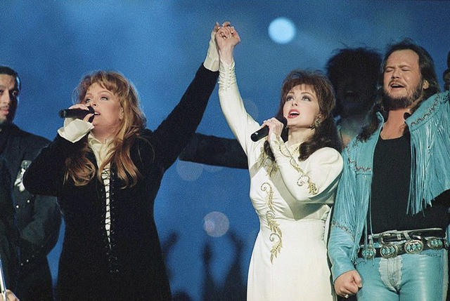 These are the 5 worst Super Bowl halftime shows ever