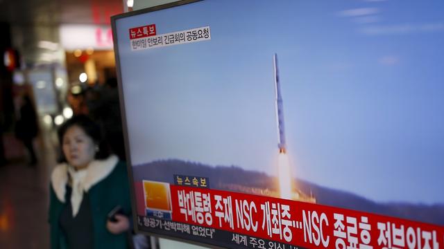 korea-launch-2.jpg 