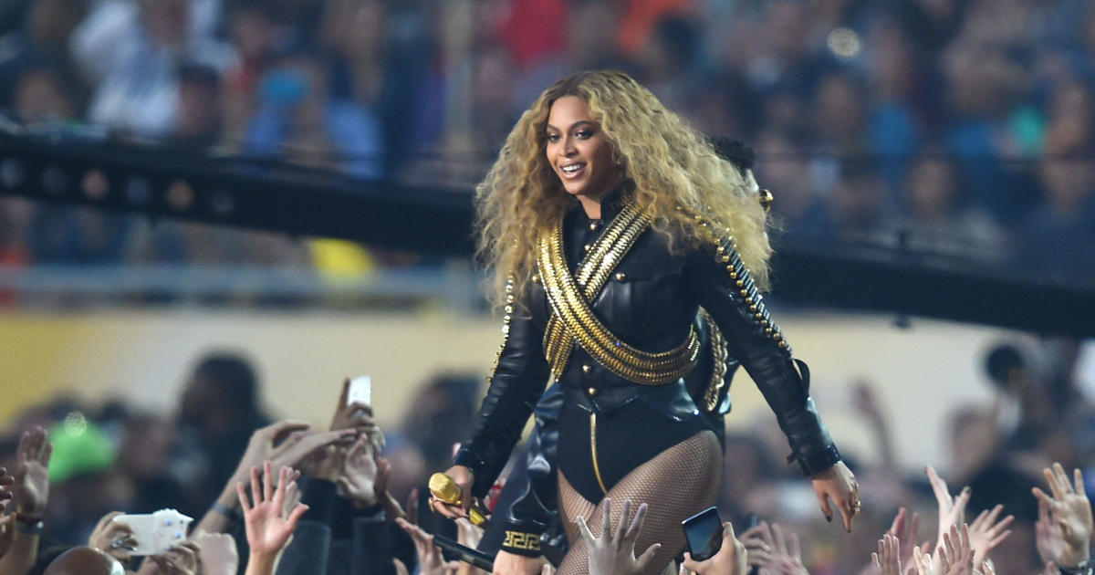 Beyoncé's black pride moment at the Super Bowl 