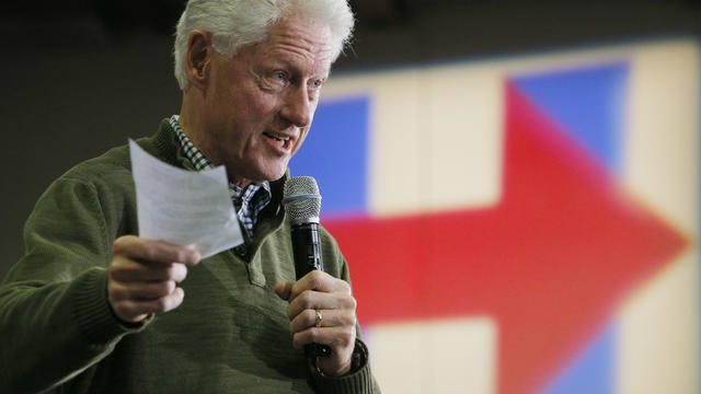 Former U.S. President Bill Clinton speaks at a "Get Out the Vote" campaign rally for his wife, Democratic U.S. presidential candidate Hillary Clinton, in Hudson, New Hampshire, Feb. 8, 2016. 