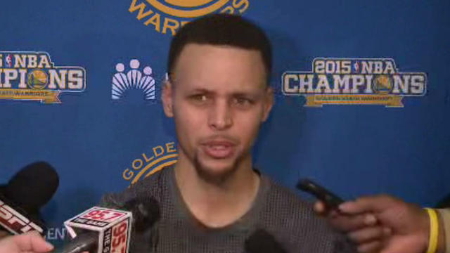 curry-news-conference.jpg 