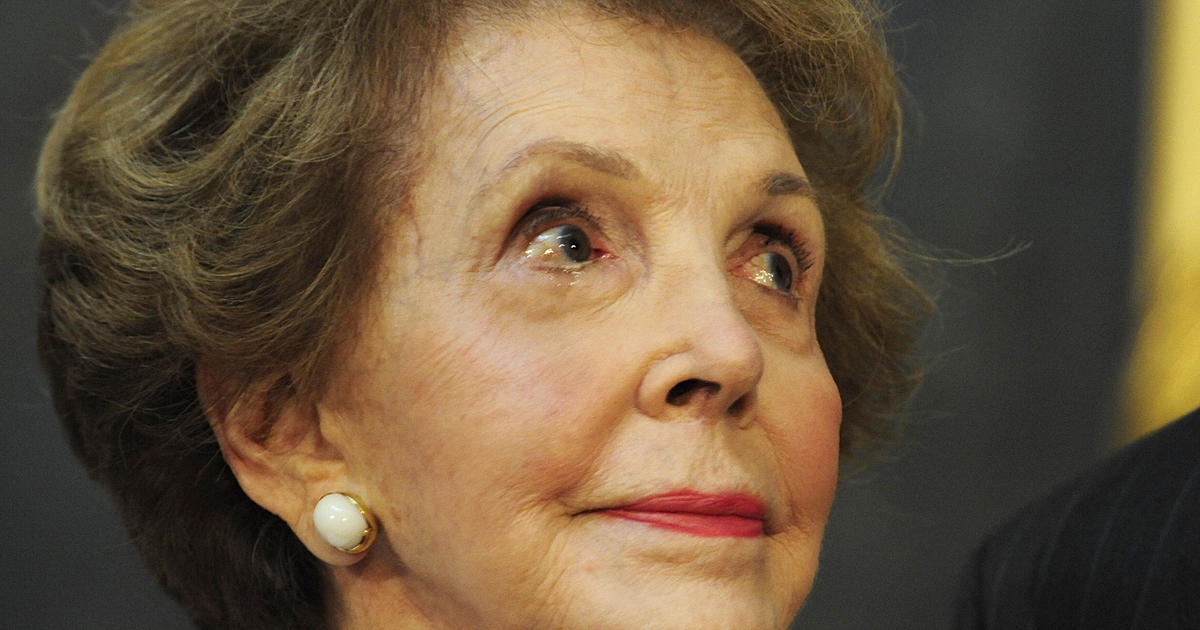 Redefined The First Lady Role Tributes Pour In For Nancy Reagan Cbs New York