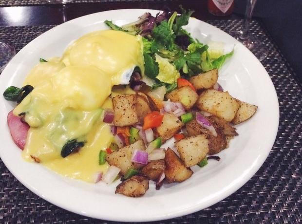 Colleary's Bistro and &amp; Bakery eggs benedict 