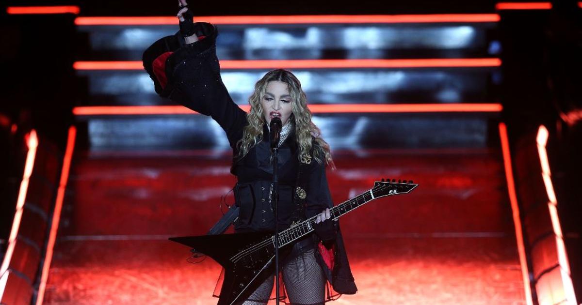 Madonna Pulls Down 17 Year Old Fans Top On Stage Reveals Her Breast