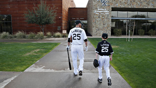 Adam LaRoche and 13 athletes who walked away early 