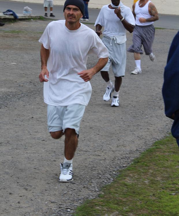 San Quentin marathon runners 