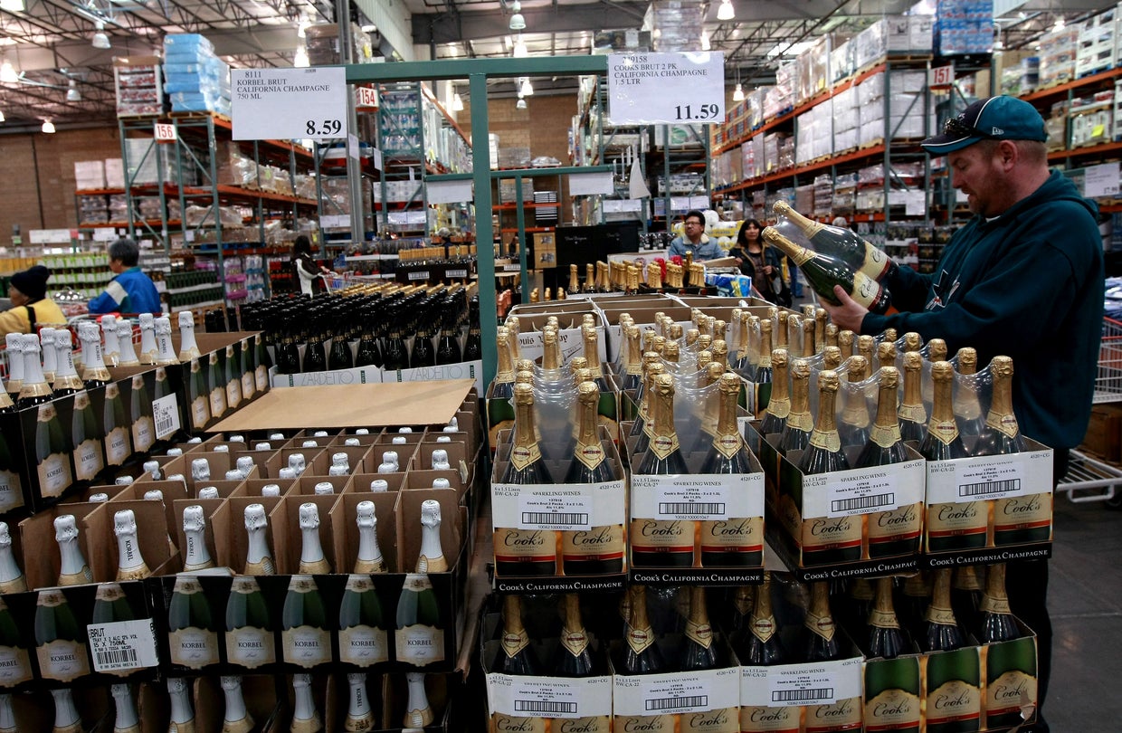 10 secret ways to save money at Costco