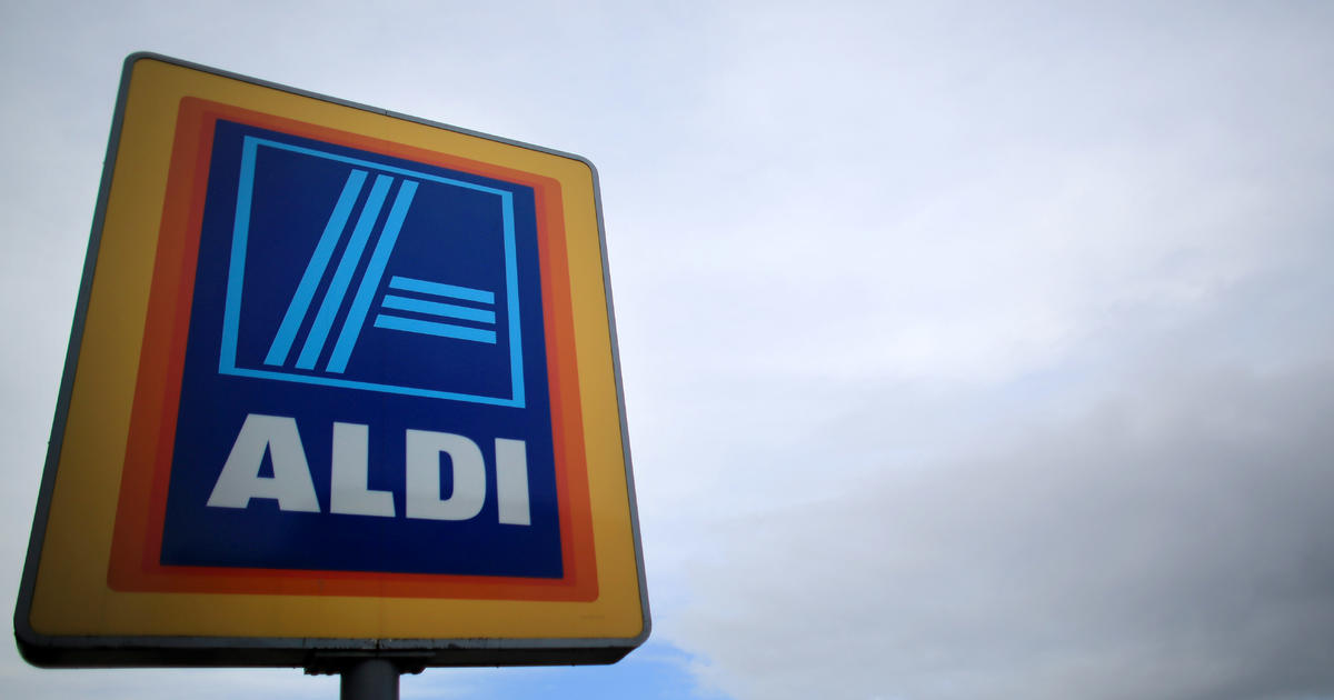 Walmart, Aldi announce grocery delivery plans