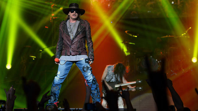 axl-rose-492934245.jpg 