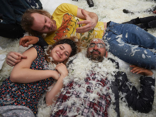 international-pillow-fight-day-gettyimages-518721570.jpg 