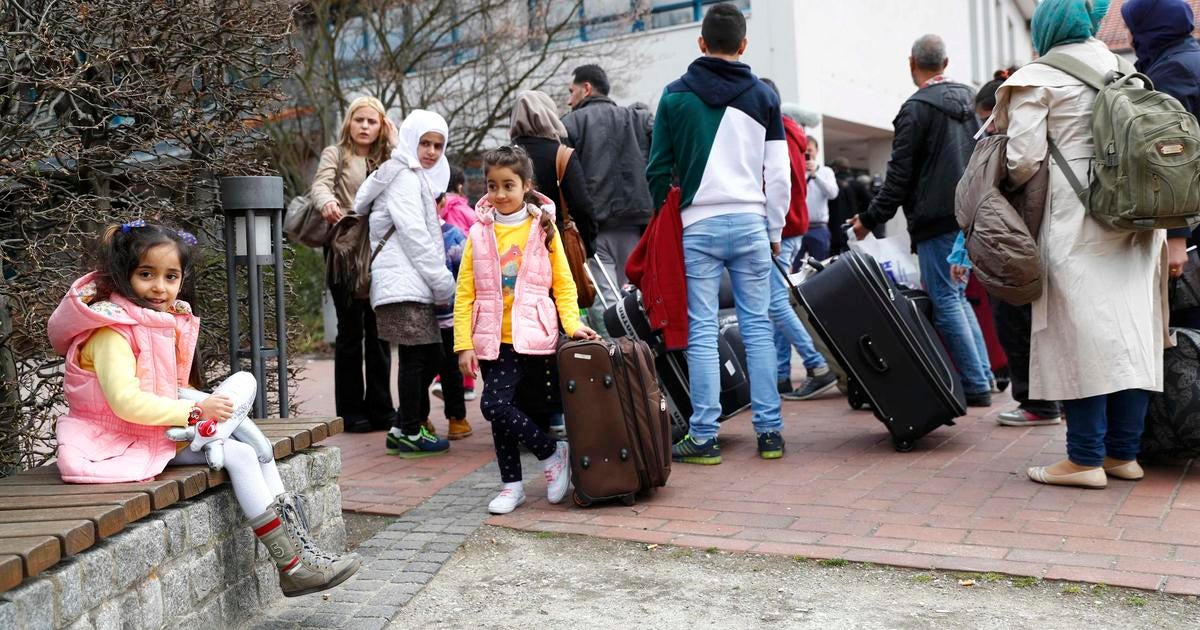 Syrian Refugee In Germany Finds $166,000 In Cupboard, Gives It Back ...