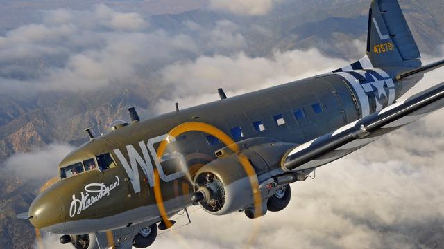 c-47-philip-makanna.jpg 