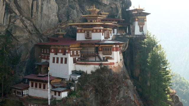 bhutan-tigers-nest-monstery-closest-promo.jpg 