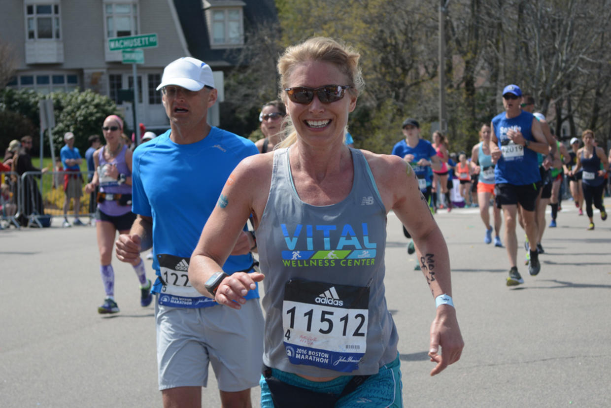 Ridiculously Photogenic Heartbreak Hill Runners At The Boston Marathon