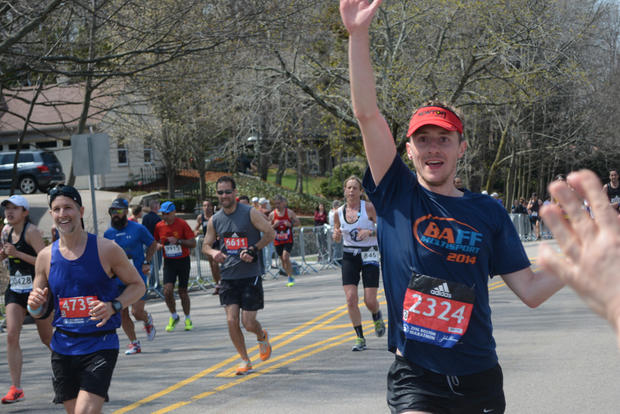 ridiculously-photogenic-heartbreak-hill-runners-2016-boston-marathon_04.jpg 