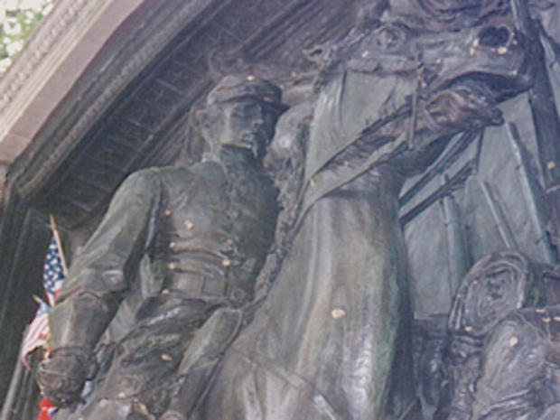 Robert Gould Shaw and 54th Regiment Memorial (credit: Randy Yagi) 