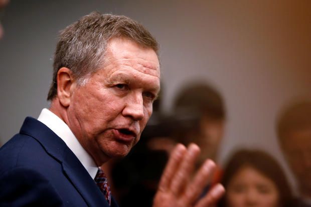 Republican presidential candidate John Kasich speaks to members of the media before speaking at the California GOP convention in Burlingame, California, April 29, 2016. 