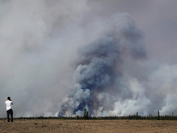 661013471canada-wildfire-fortmcmurray.jpg 