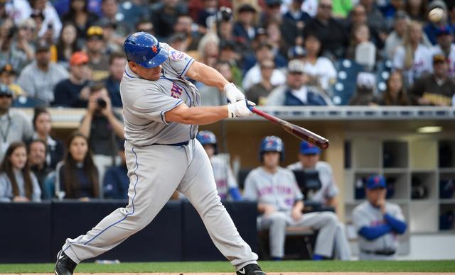 Mets pitcher Bartolo Colon being sued for child support
