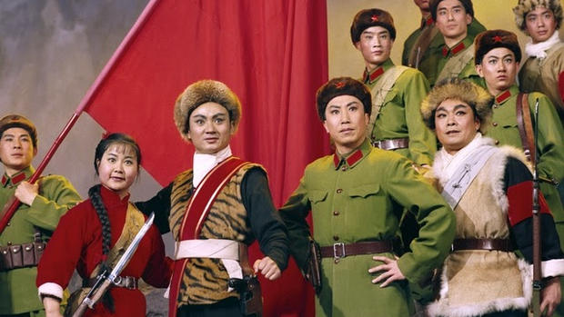 Rare photos of China's Cultural Revolution model operas 