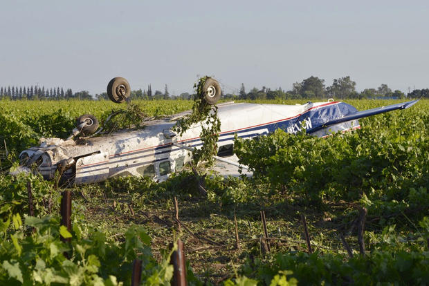 skydiving-plane-crash.jpg 