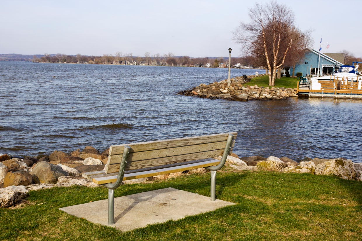 istock000016455652large.jpg 