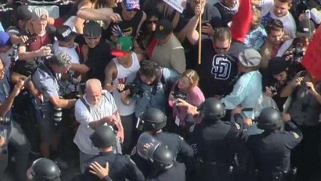 cbsn0528violenttrumpprotest1070087640x360.jpg 