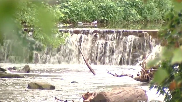 creek-1.jpg 