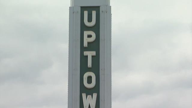uptown-theatre.jpg 
