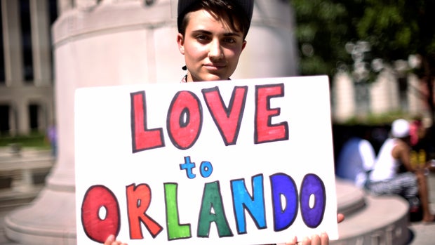 World mourns Orlando shooting victims