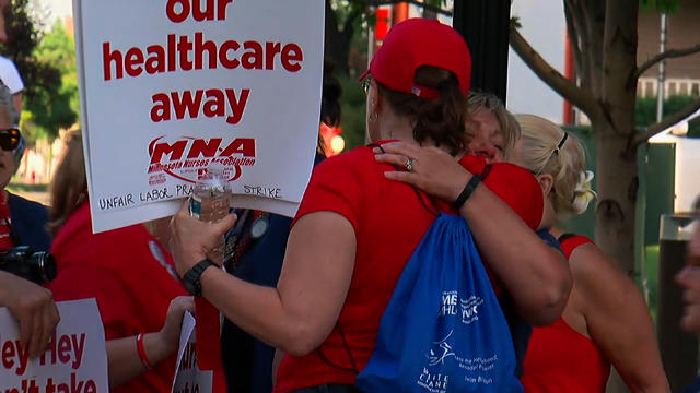 nurses-strike1.jpg 