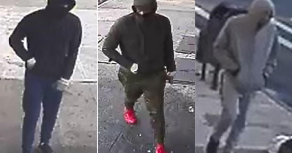 Nypd 3 Men Wanted For Stealing Liquor Cash From Queens Strip Club Cbs New York 