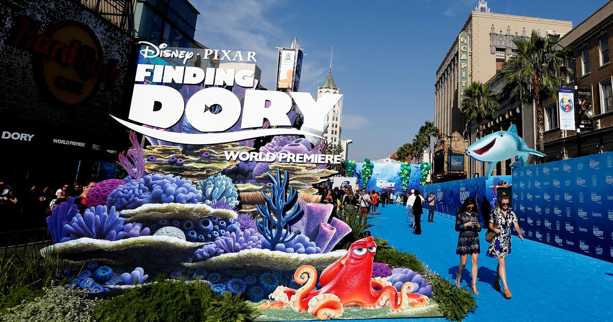 Finding Dory Drowns Out Independence Day Resurgence Cbs News