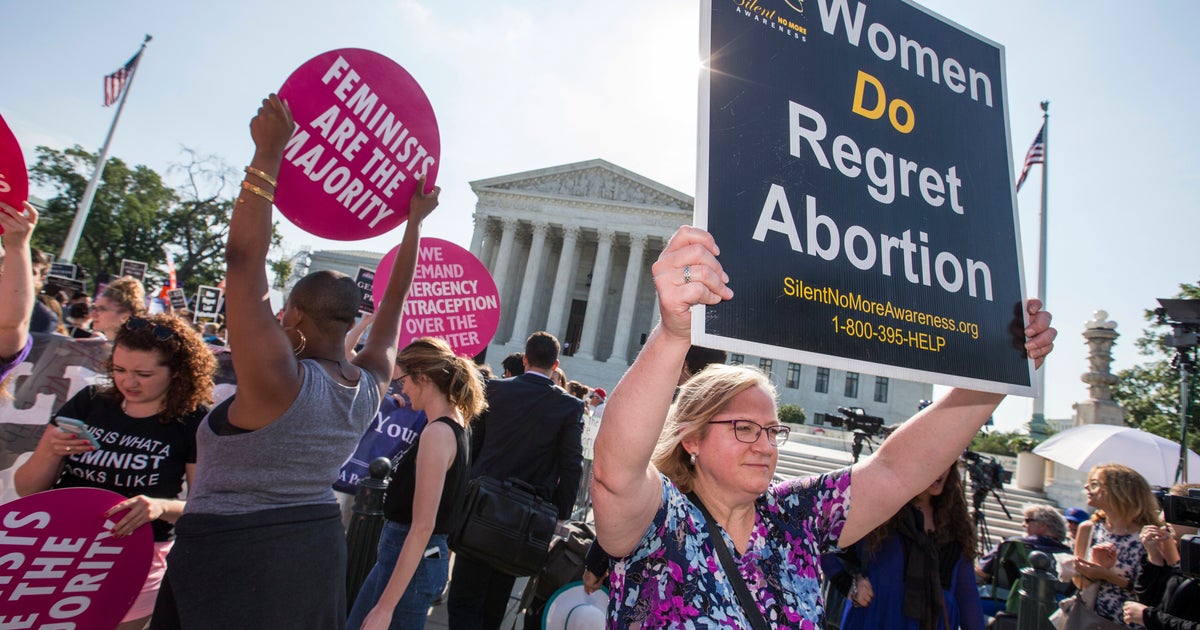 Supreme Court invalidates Texas abortion restrictions - CBS News