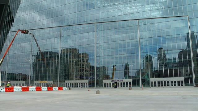 u-s-bank-stadium-glass-doors.jpg 
