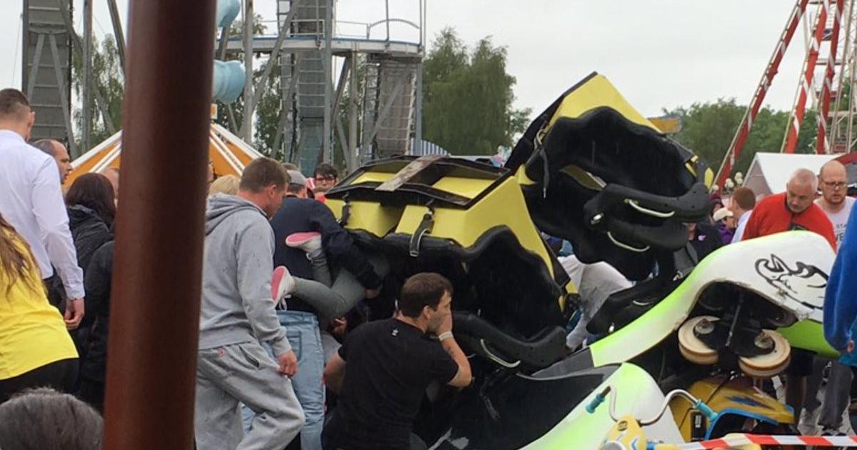 Scotland M D theme park roller coaster crash injures 10 people