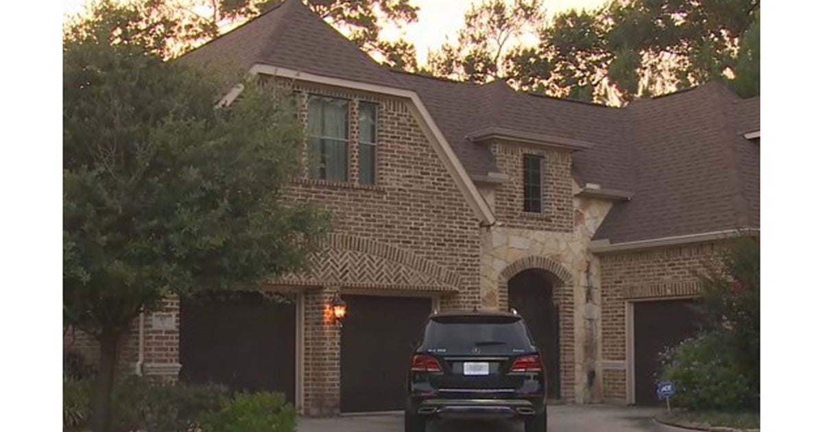 Anonymous 911 call reveals fatal shootings in Texas home, cops say