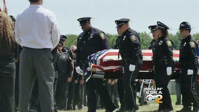 officer-bartman-funeral.jpg 