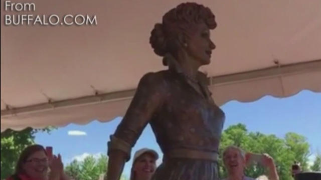 Sculptor: 'Scary Lucy' not my best work, will redo for free