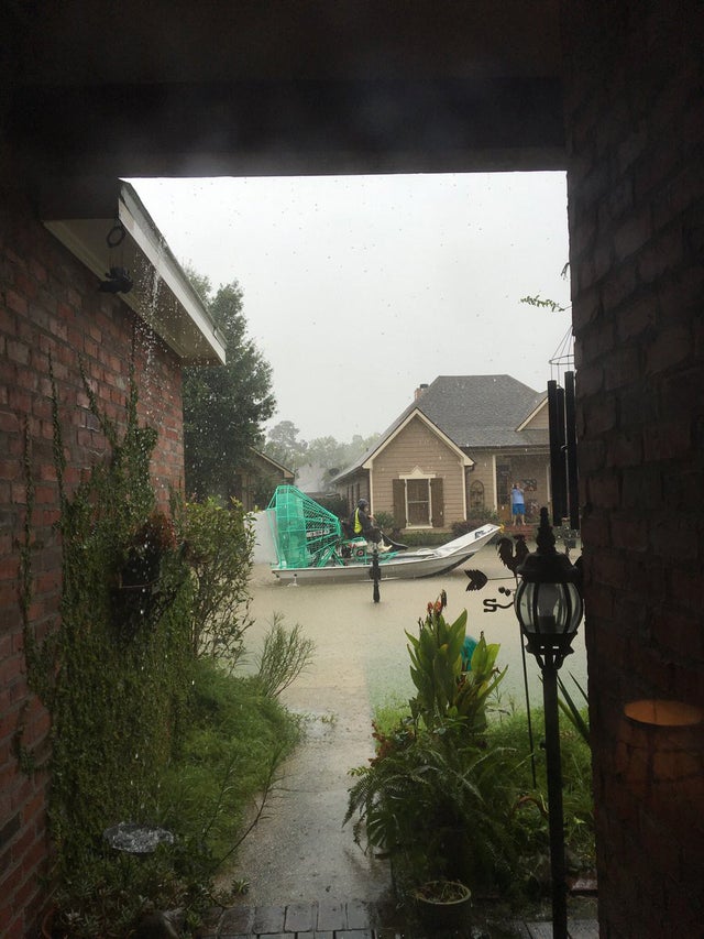 louisiana-flooding-lafayette-blabbermary-cpyibfgvyaabmxo.jpg 